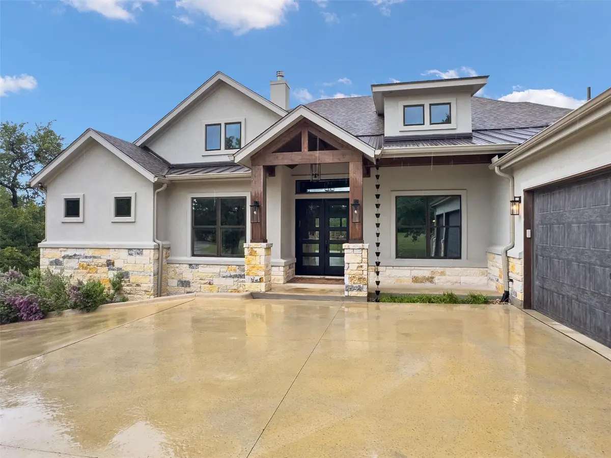 302 Highland Spring Ln, Georgetown, TX 78633 - #1