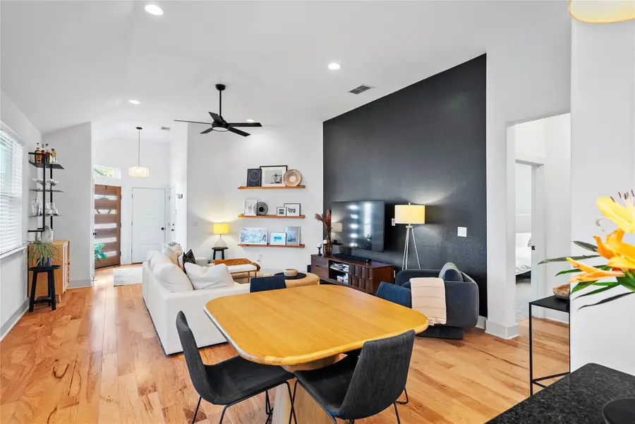 1412 Casa Dr, Austin, TX 78745 - #3