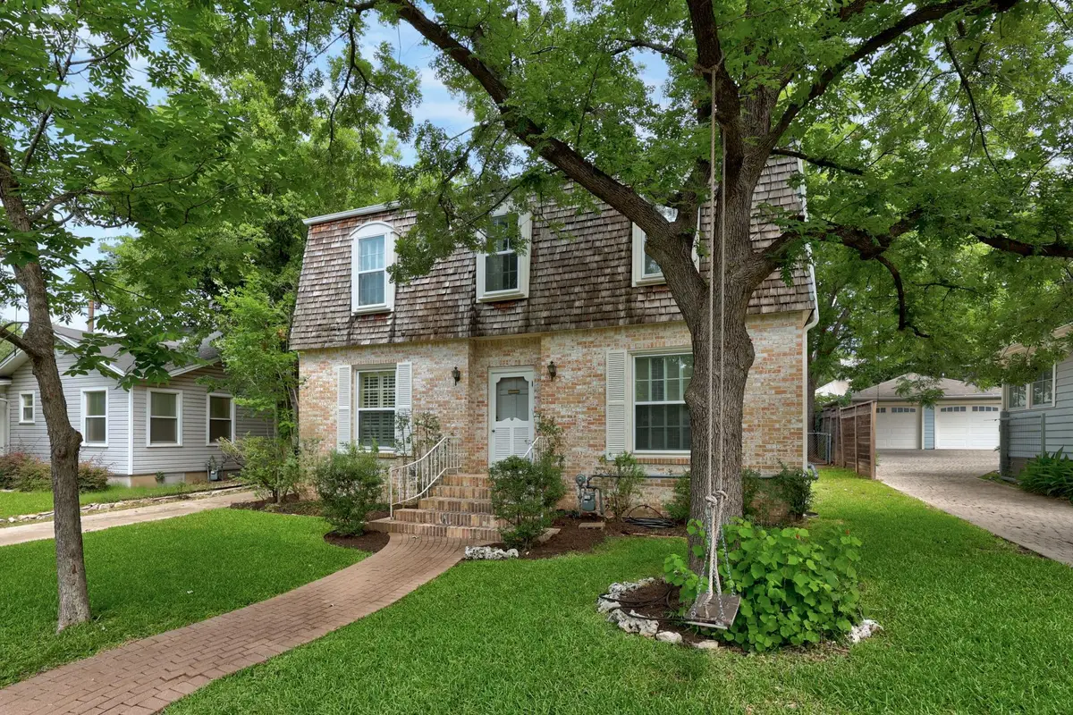 2207 Mountain View Rd, Austin, TX 78703 - #1
