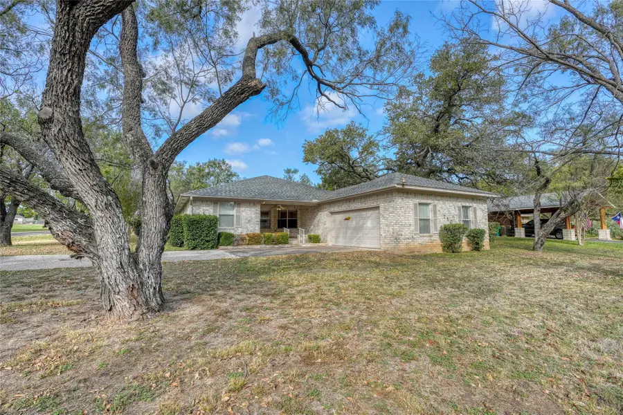 710 Highland Dr, Marble Falls, TX 78654 - Image #2