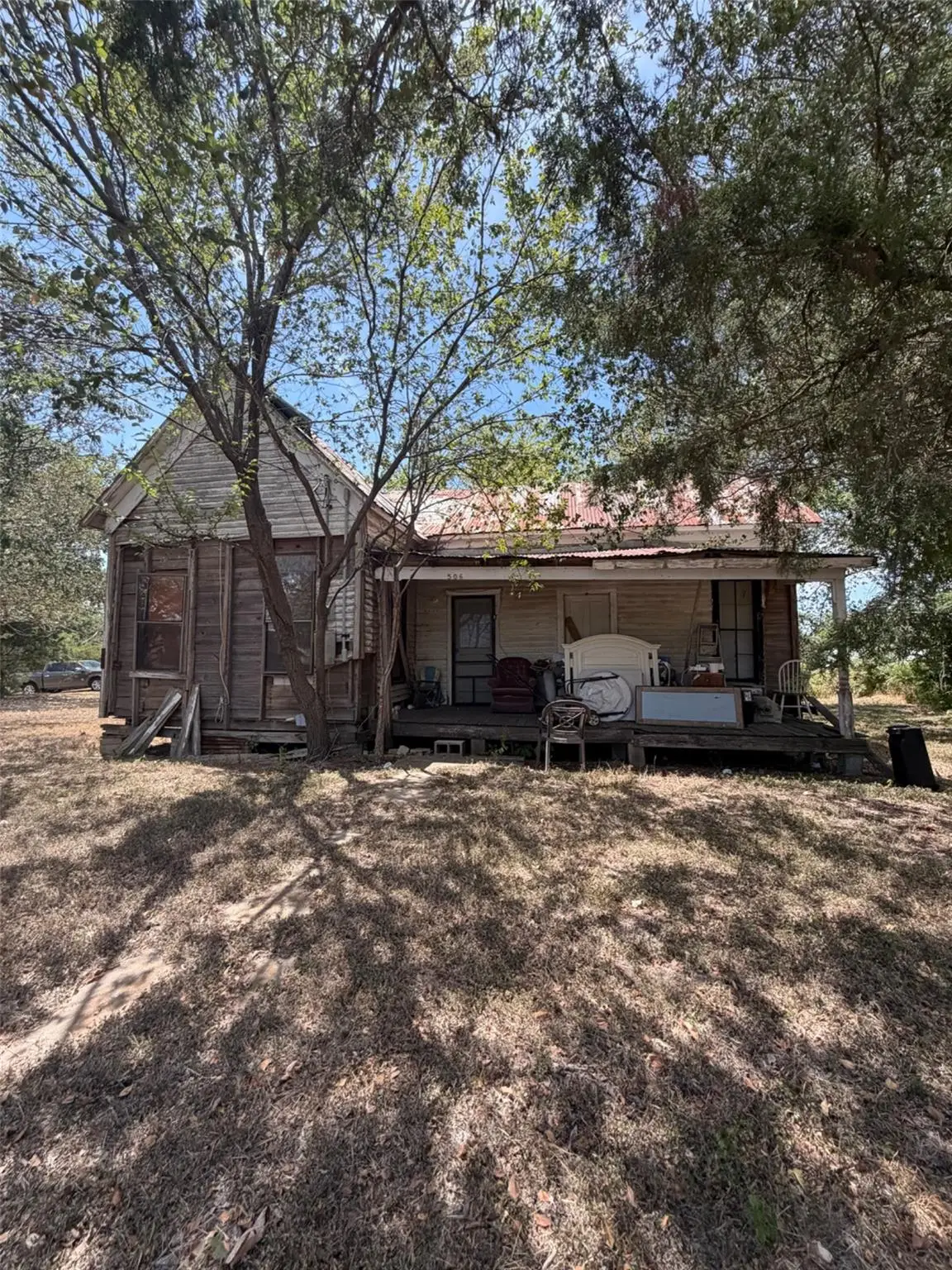 506 S Avenue C, Elgin, TX 78621 - #1