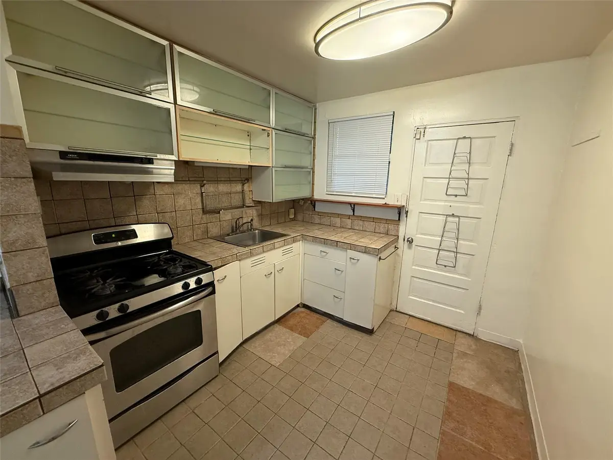 2921 E 12th St #E, Austin, TX 78702 - #1