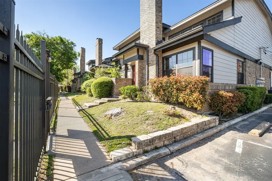 1748 Ohlen Rd #16, Austin, TX 78757 - #2