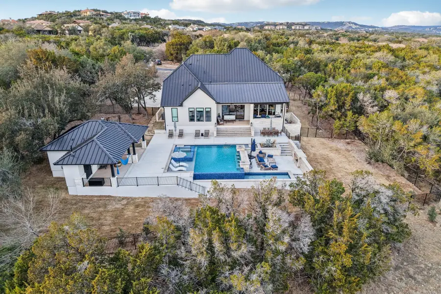 17601 Navigation Ln, Lago Vista, TX 78645 - Image #2