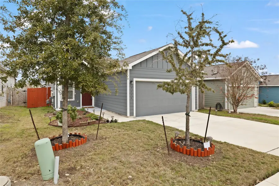 7116 Spirit Hill Rd, Austin, TX 78744 - Image #2