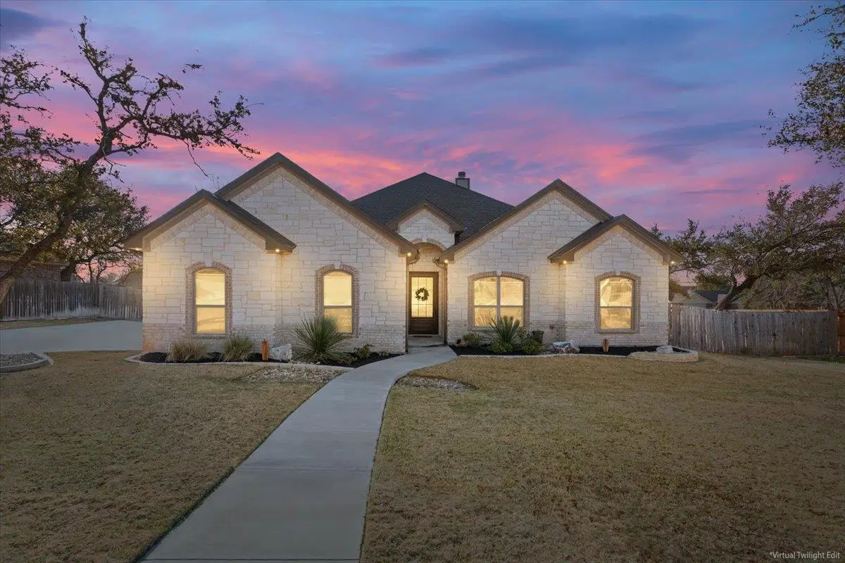 102 Rancho Del Lago Ln, Belton, TX 76513 - #1