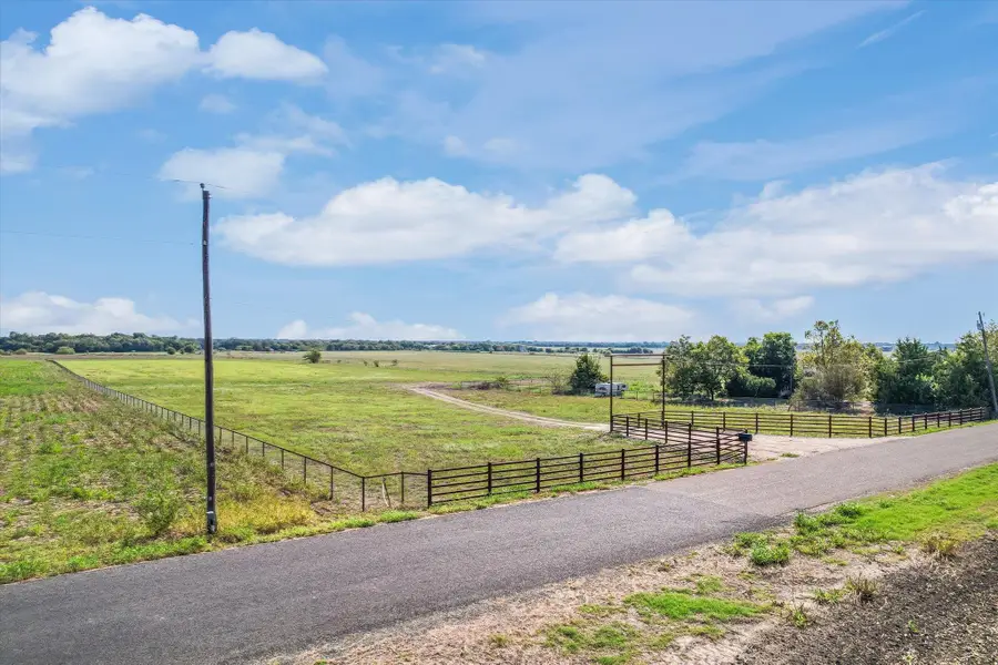 750 County Road 380, Granger, TX 76530 - #3