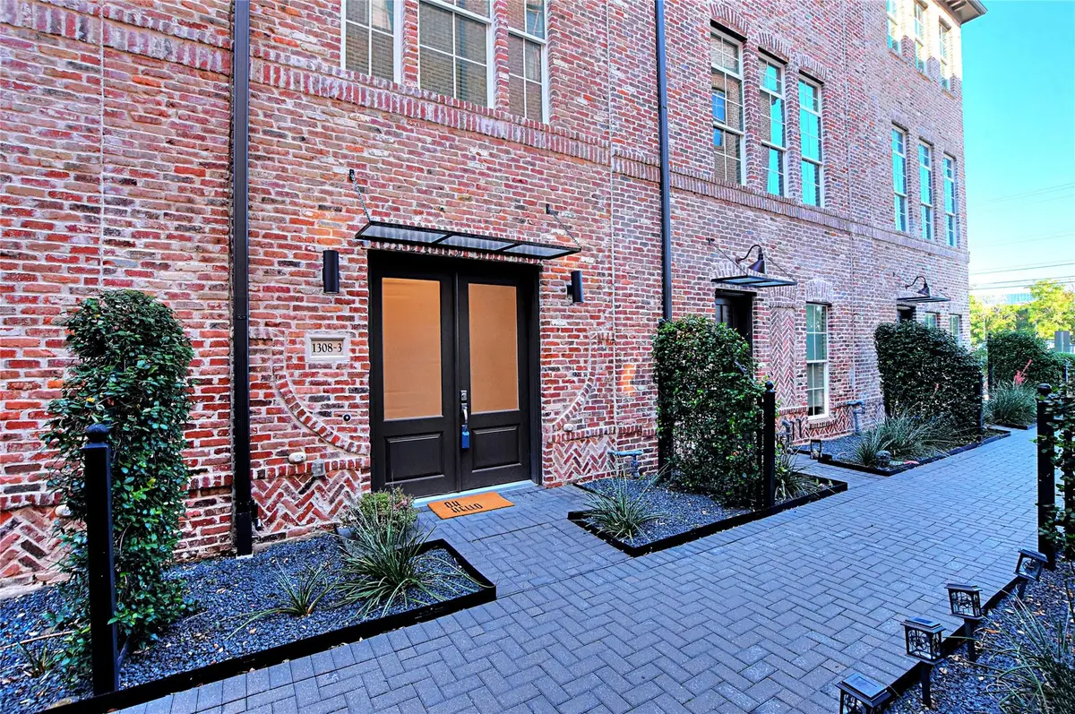 1308 Tinnin Ford Rd #3, Austin, TX 78741 - #1