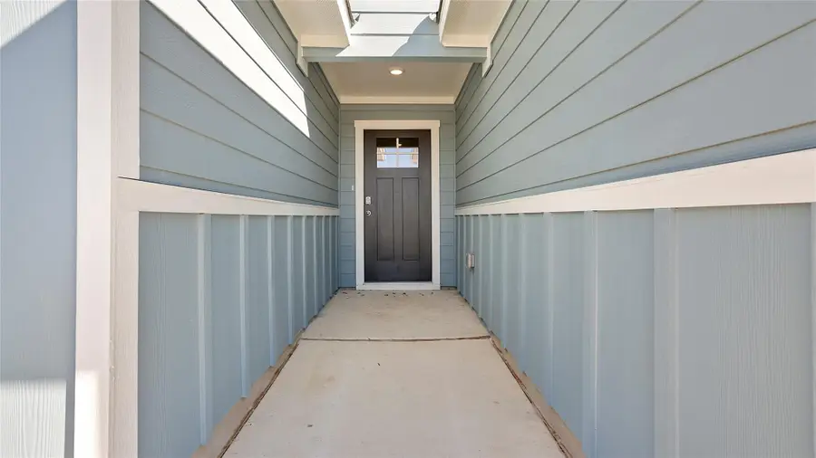 135 Orange Flame Blvd, Uhland, TX 78640 - Image #3