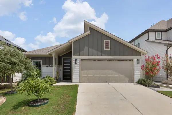16705 Adoro Dr, Manor, TX 78653