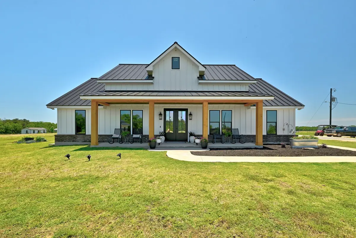 2889 Old Mcmahan Rd, Lockhart, TX 78644 - #1