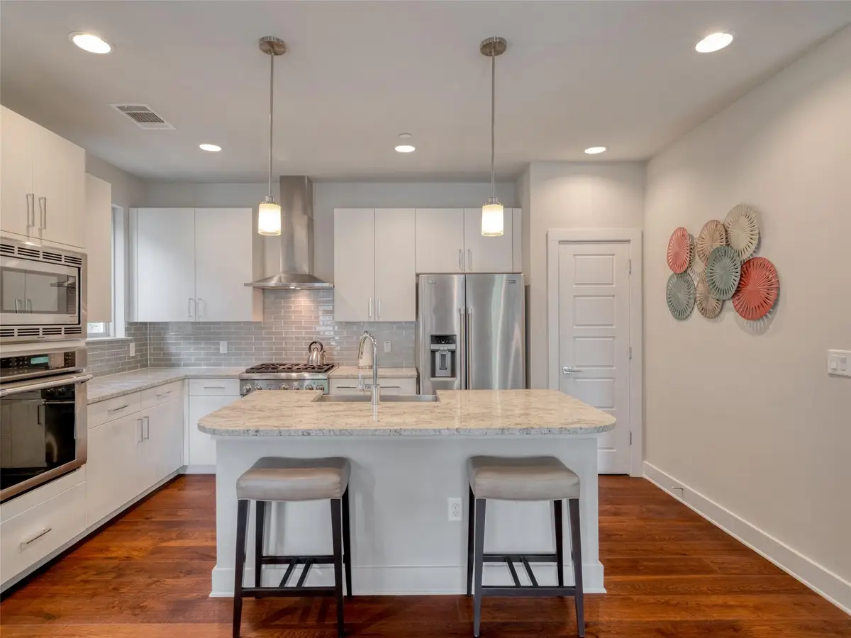 1205 Elm St #8, Austin, TX 78703 - #1