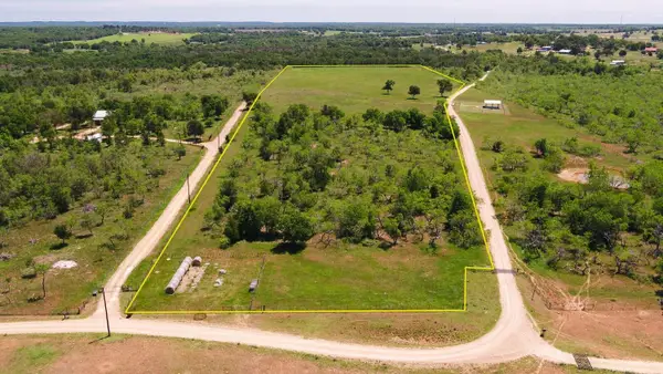 674 County Road 309, Rockdale, TX 76567