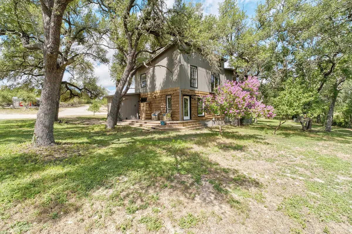 501 Twin Oaks Trl, Dripping Springs, TX 78620 - #1