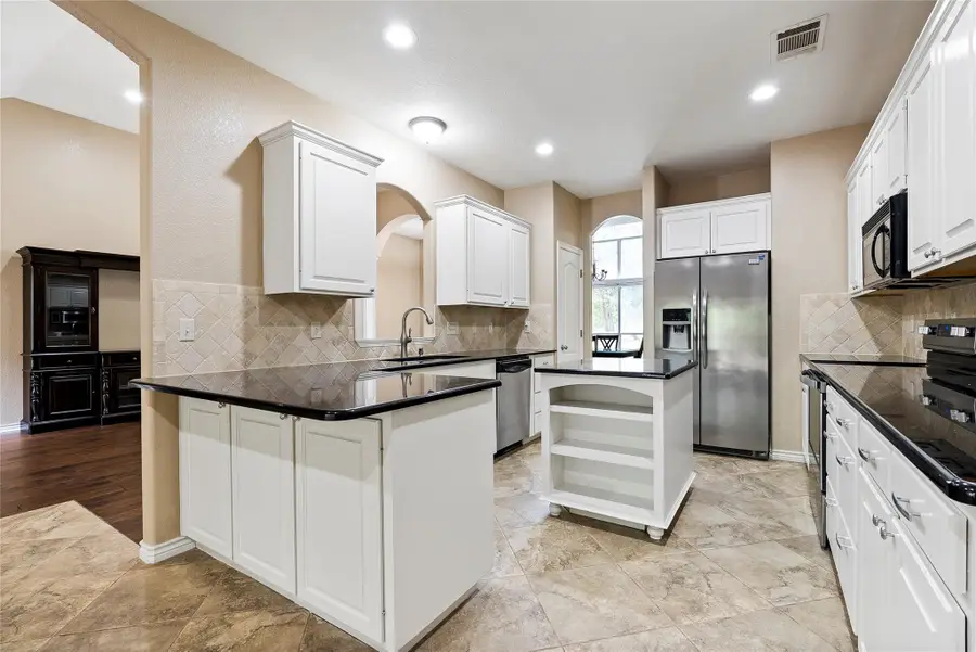 230 Cedar Hills Dr, Elgin, TX 78621 - Image #3