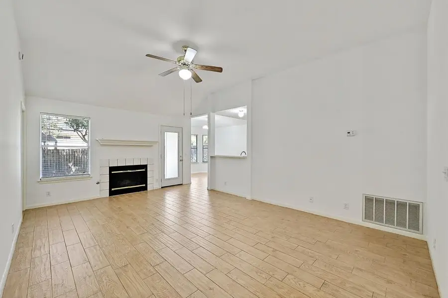 7212 Great Panda Cv, Del Valle, TX 78617 - #2
