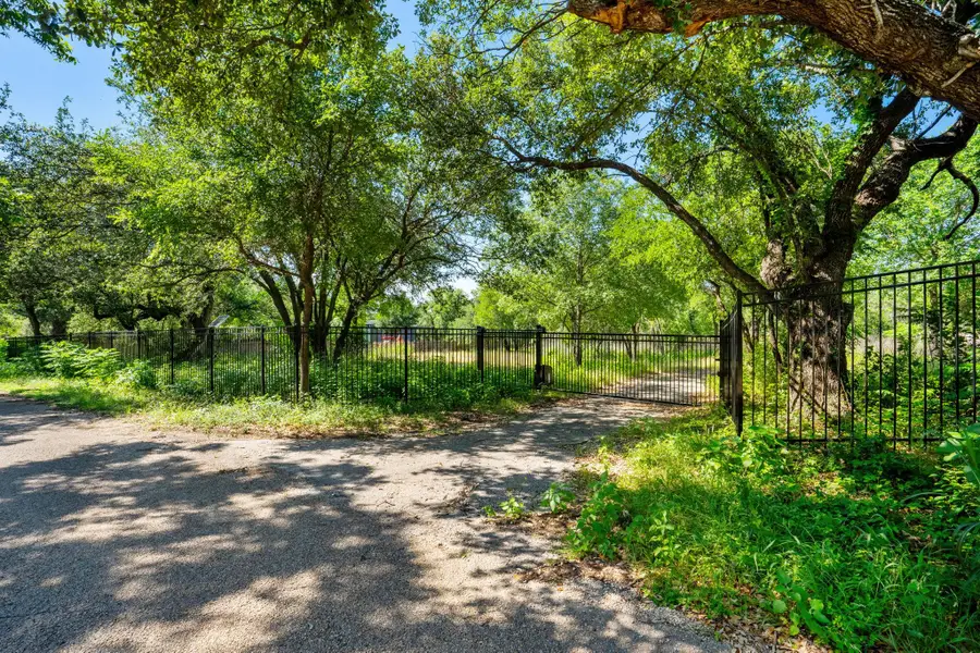 13560 Rocky Ln, Belton, TX 76513 - #3