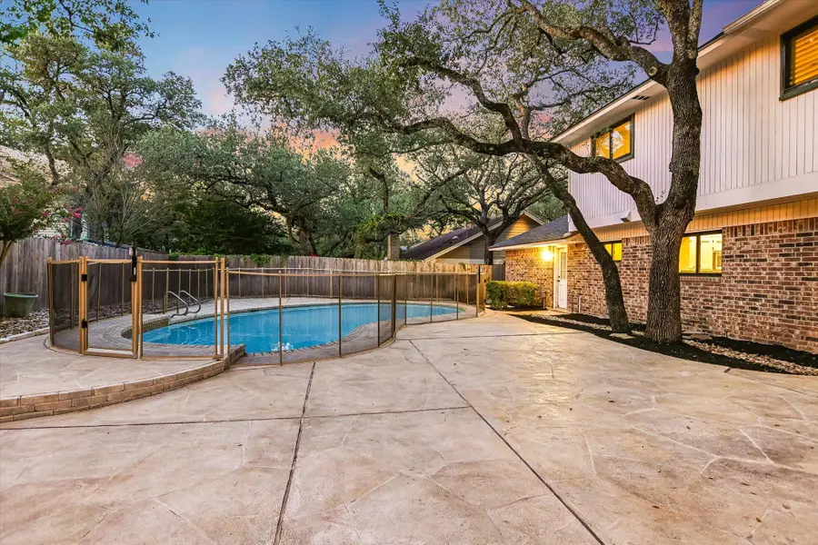 11210 Deadoak Ln, Austin, TX 78759 - Image #3