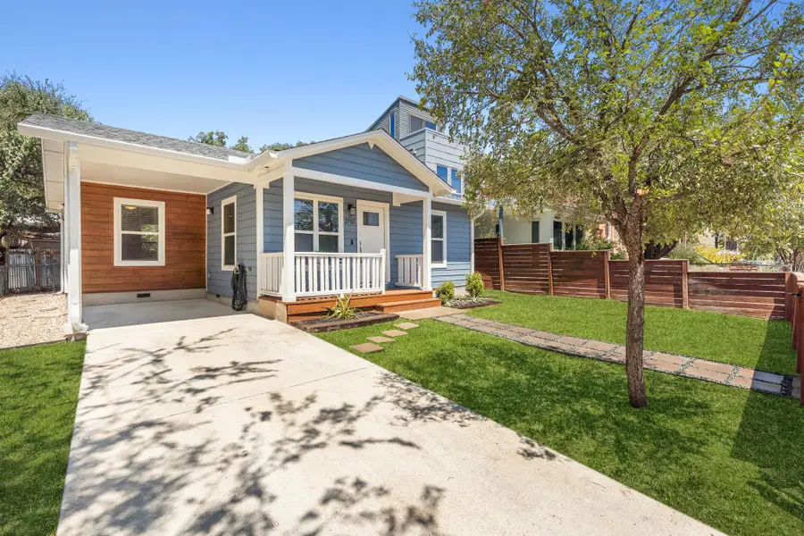 2702 Crest Ave #1, Austin, TX 78702 - #2