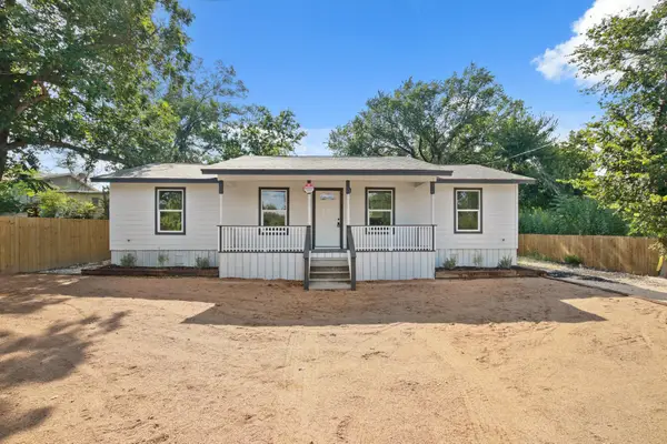 713 Burkett St, Taylor, TX 76574