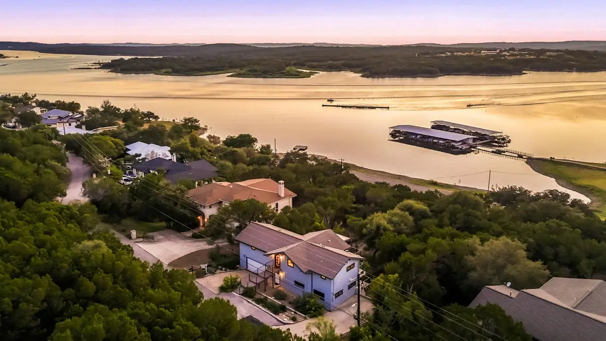 6300 Lakeshore Dr, Lago Vista, TX 78645 - #1
