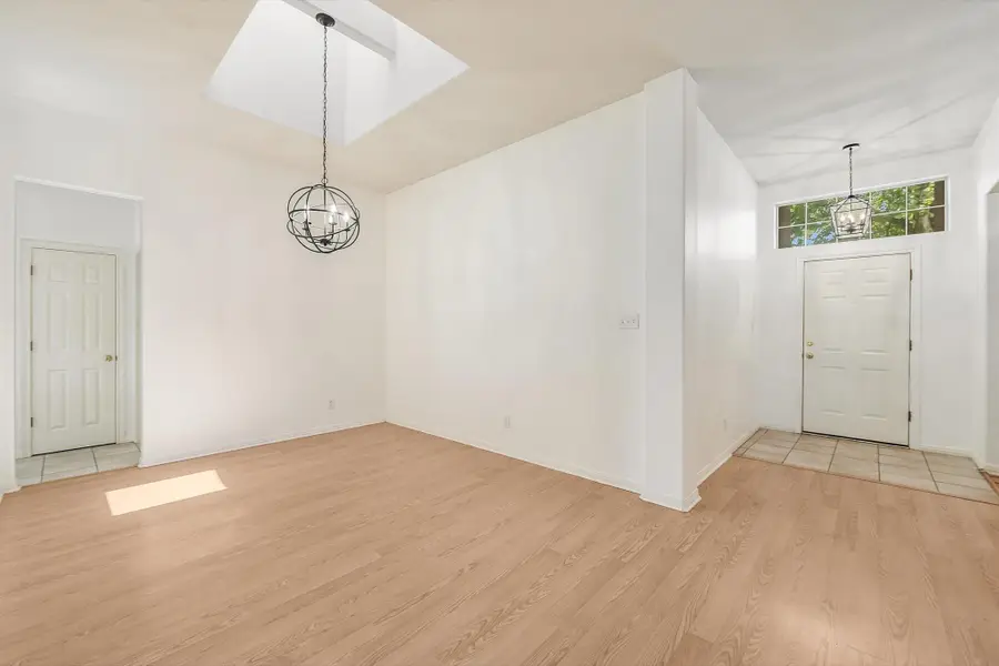 1626 Woods Blvd, Round Rock, TX 78681 - #2