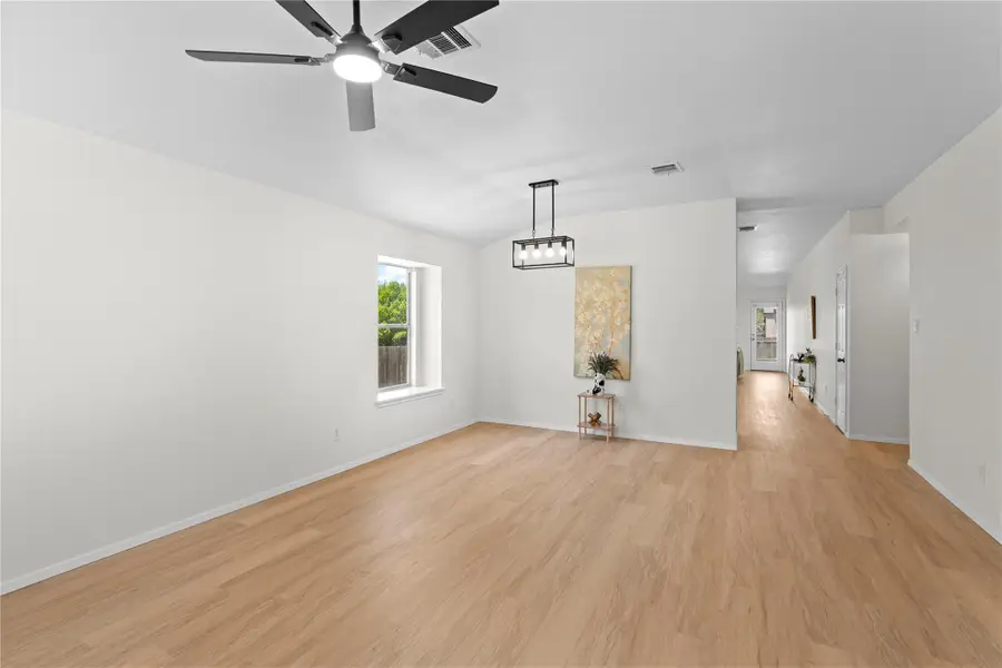 406 Covent Dr, Kyle, TX 78640 - #3