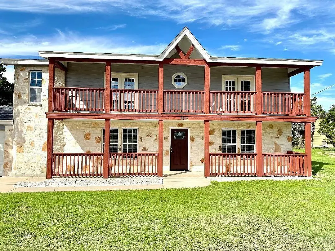 8508 Grandview Dr, Jonestown, TX 78645 - Image #1