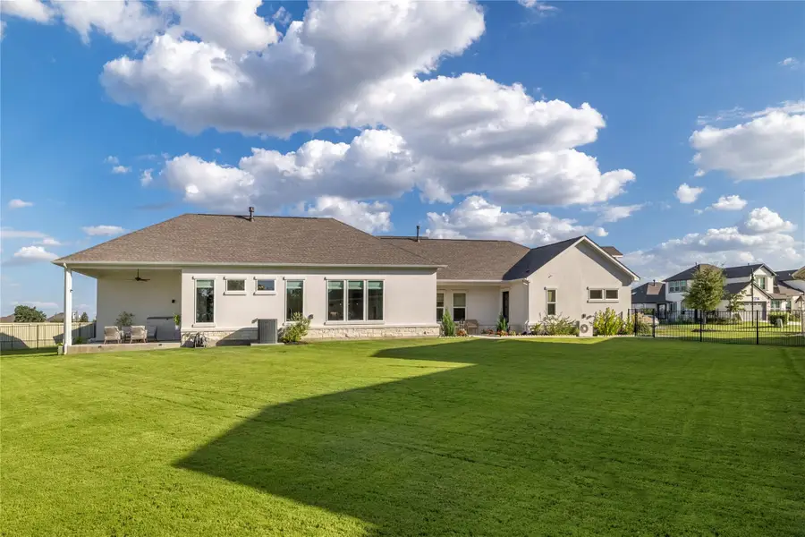 781 Faith Dr, Liberty Hill, TX 78642 - Image #3