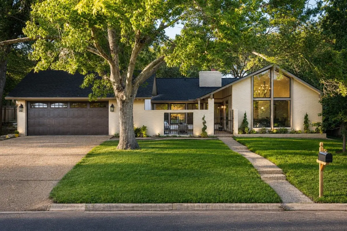 2404 Comburg Castle Way, Austin, TX 78748 - #1