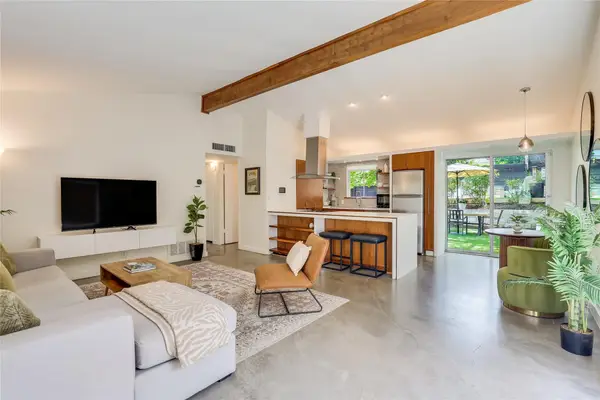 1120 Gillespie Pl #2, Austin, TX 78704