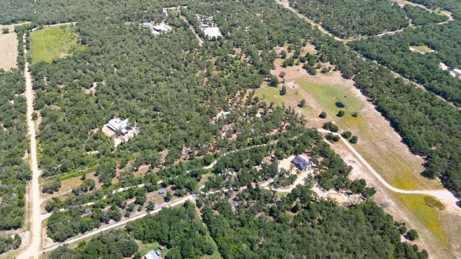 200 Cumley Ln, Thorndale, TX 76577 - Image #3