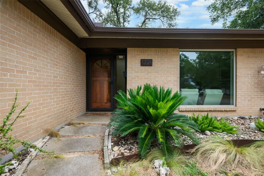 1721 Deerfield Dr, Austin, TX 78741 - #3