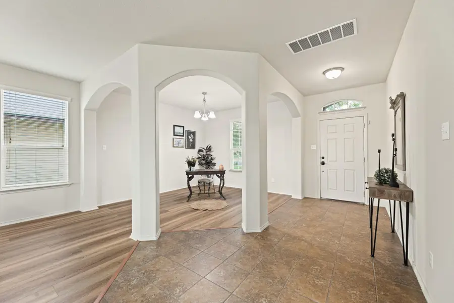 232 Geode Ln, Jarrell, TX 76537 - #2