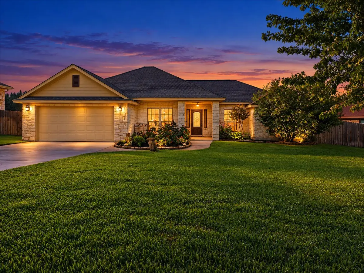 1307 Adam Ave, Burnet, TX 78611 - #1