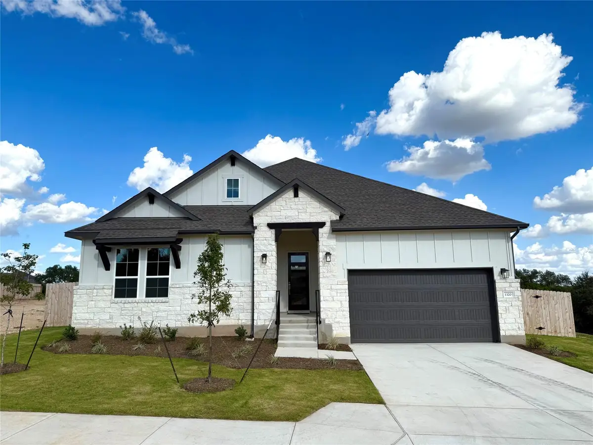 1320 Shelby Ln, Georgetown, TX 78628 - Image #1