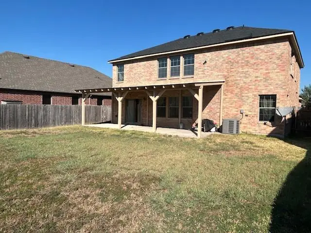 903 Grand Teton Trl, Taylor, TX 76574 - Image #3