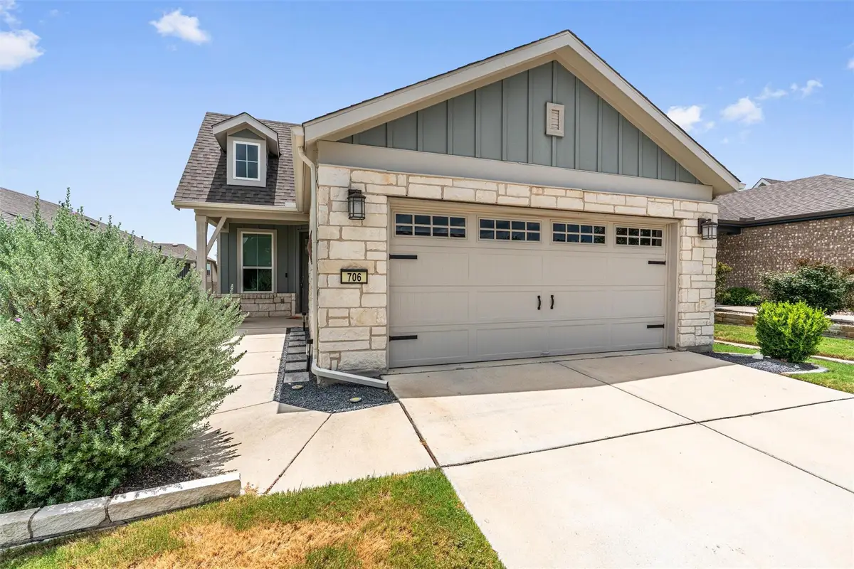 706 Kitty Hawk Rd, Georgetown, TX 78633 - #1