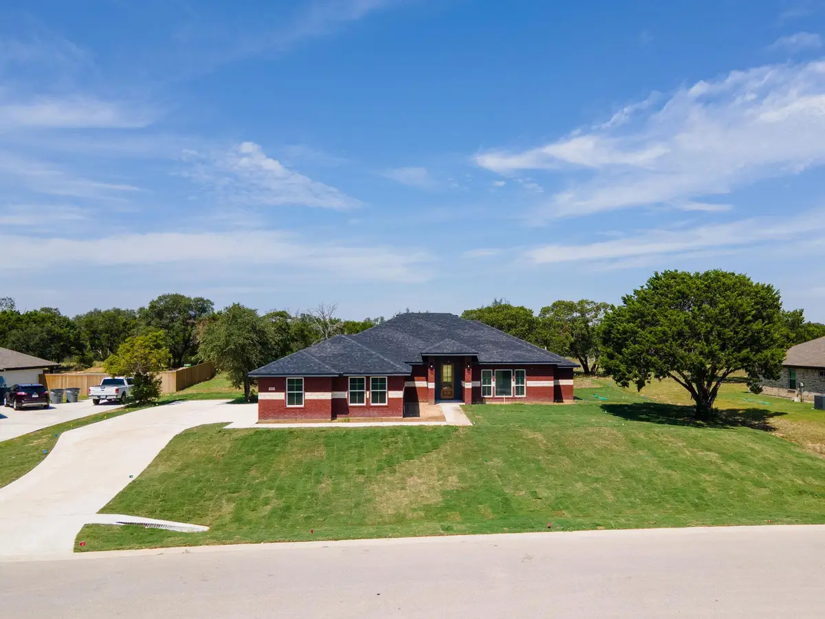 3025 Millhouse Rd, Copperas Cove, TX 76522 - #1