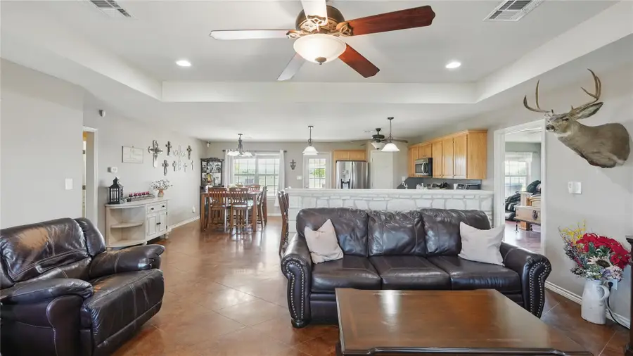 310 Hatter Dr, Moody, TX 76557 - Image #2