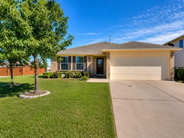 202 Tolcarne Dr, Hutto, TX 78634