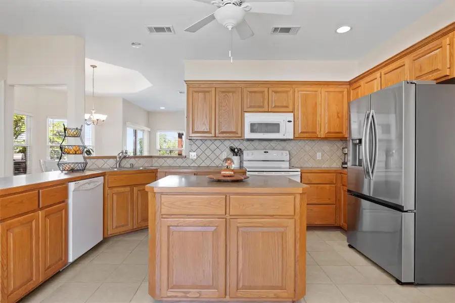 104 Kings Way Dr, Cottonwood Shores, TX 78657 - Image #3