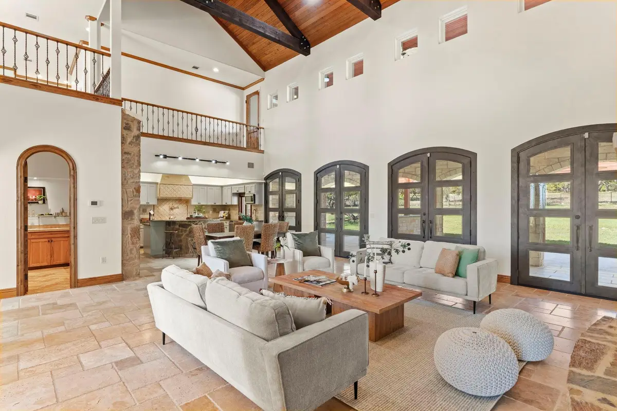 2180 La Ventana Pkwy, Driftwood, TX 78619 - #1