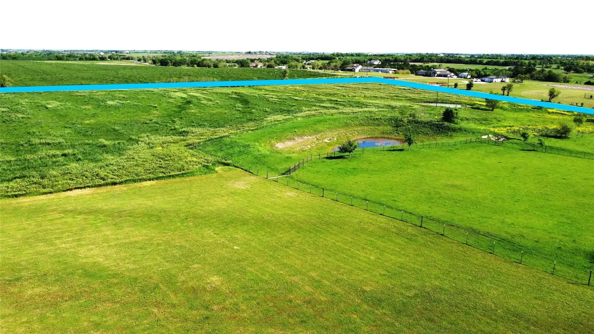 4948 Woodlawn Rd, Lorena, TX 76655 - Image #1