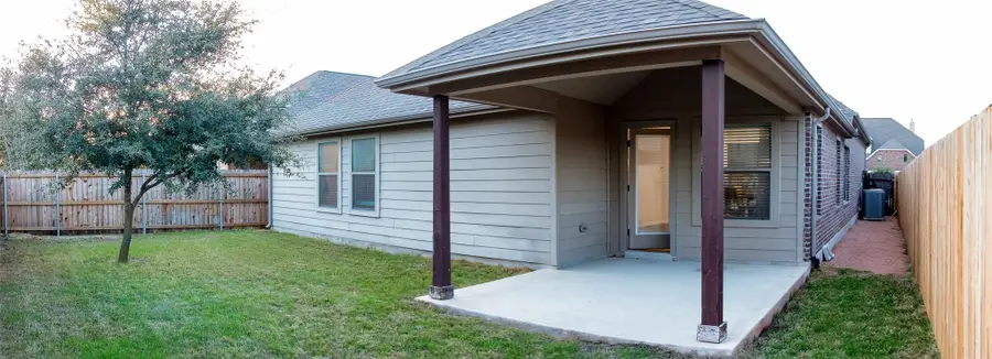 734 Oyster Crk, Buda, TX 78610 - #2