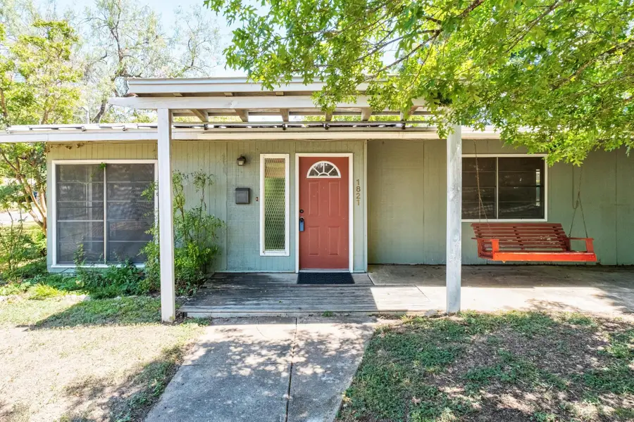 1821 Dexter St, Austin, TX 78704 - Image #2