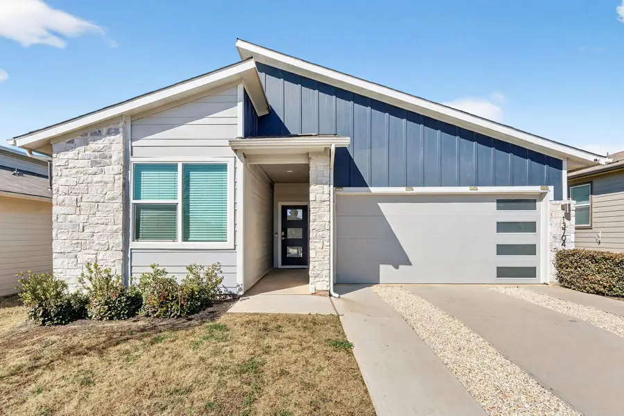 13704 Bavarian Forest Dr, Pflugerville, TX 78660 - Image #2