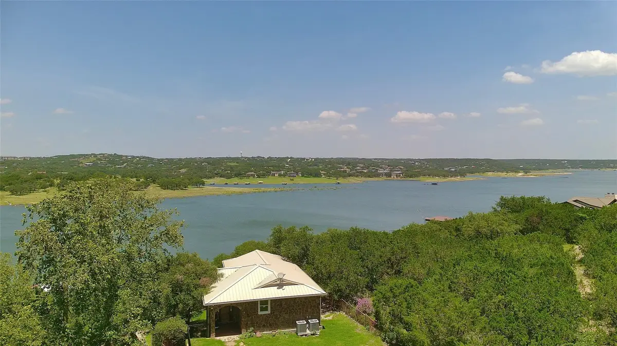 20700 E Lakeshore Dr, Spicewood, TX 78669 - Image #1