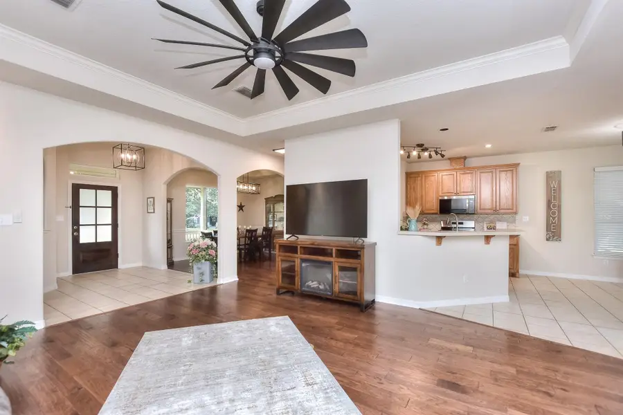 111 Pecos Ct, Georgetown, TX 78628 - #3
