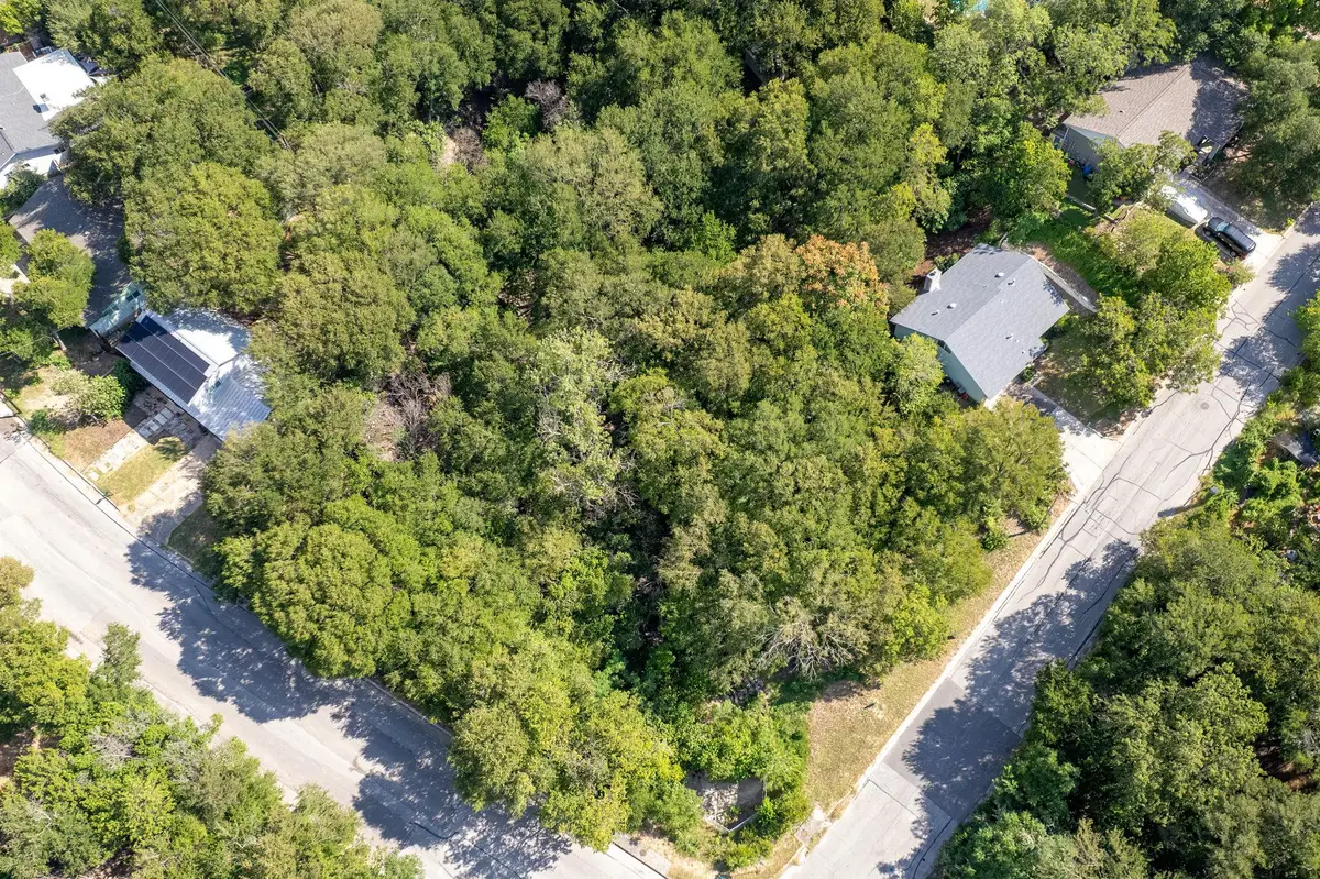 7005 Geneva Dr, Austin, TX 78723 - #1
